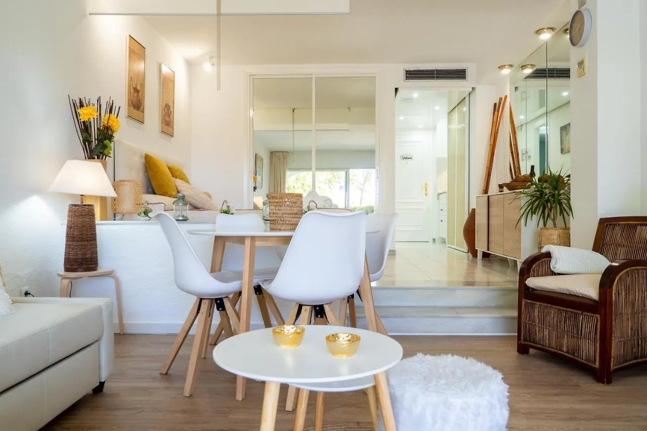 Miraflores, Beach Apartment, Apartamento En La Playa ! La Cala De Mijas Appartement